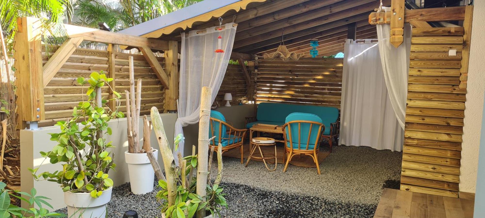 Gite Kaz A Topaze, Piscine, Jardin Tropical Сент-Роз Экстерьер фото