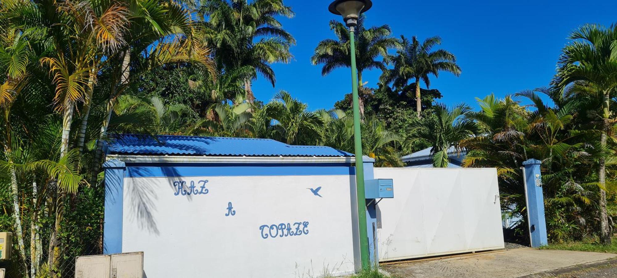 Gite Kaz A Topaze, Piscine, Jardin Tropical Сент-Роз Экстерьер фото