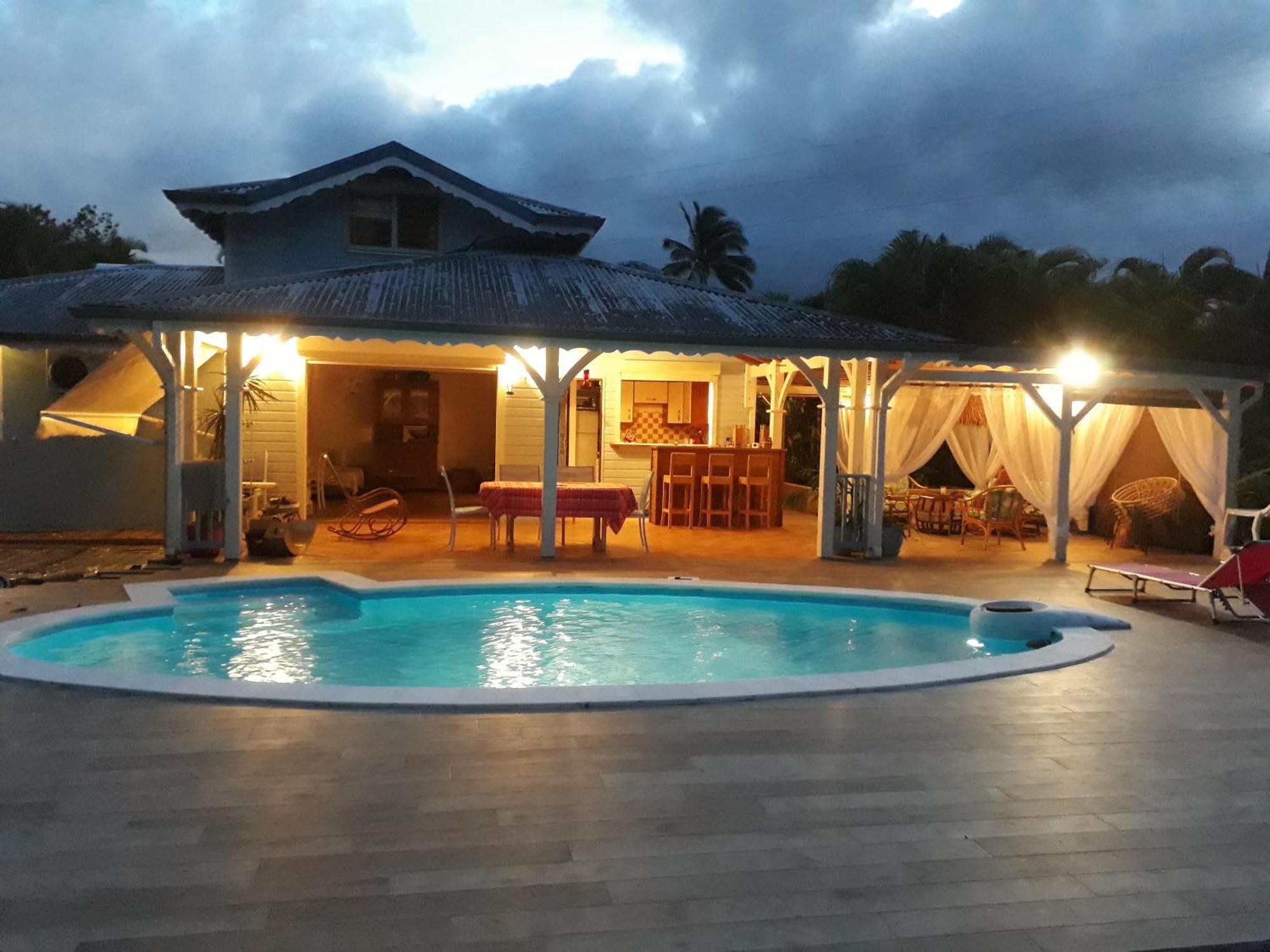 Gite Kaz A Topaze, Piscine, Jardin Tropical Сент-Роз Экстерьер фото