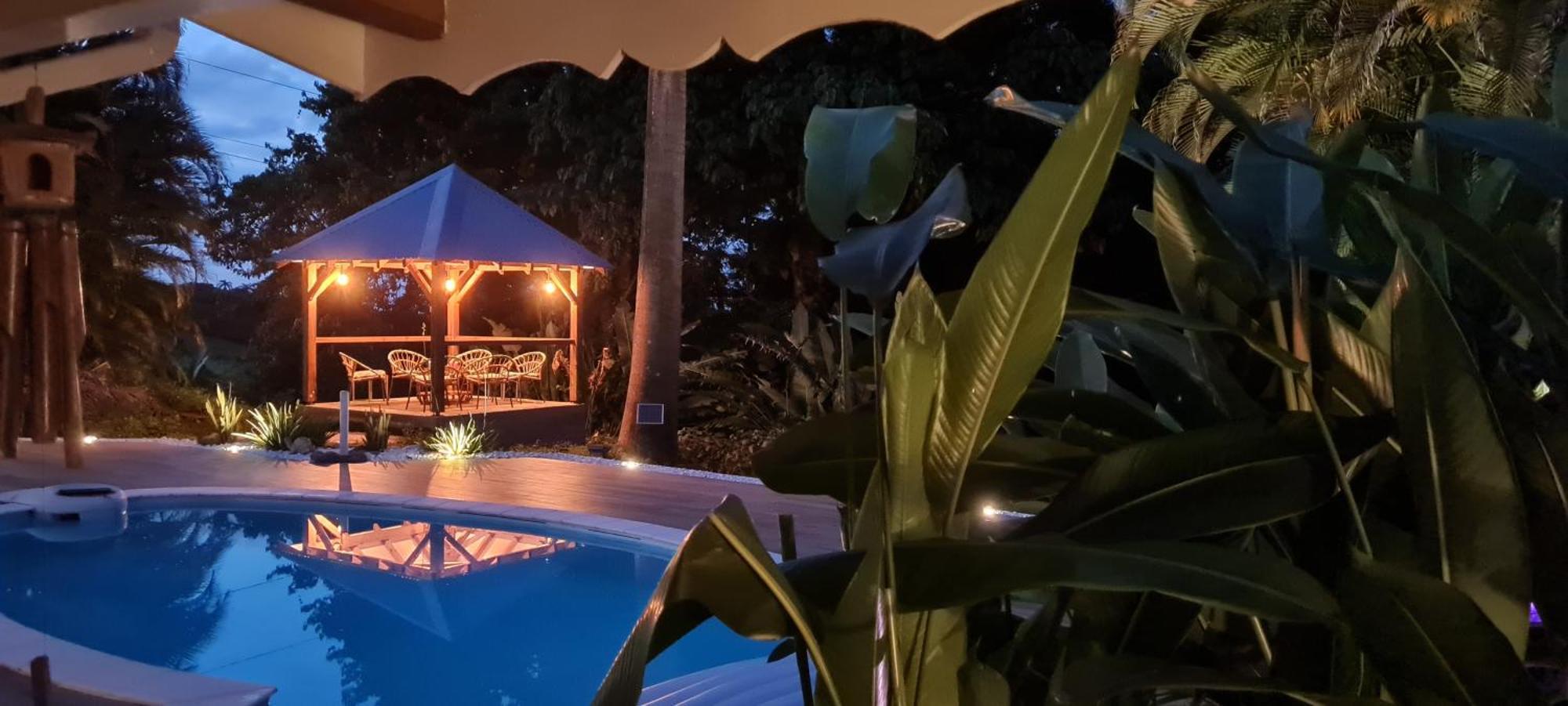 Gite Kaz A Topaze, Piscine, Jardin Tropical Сент-Роз Экстерьер фото